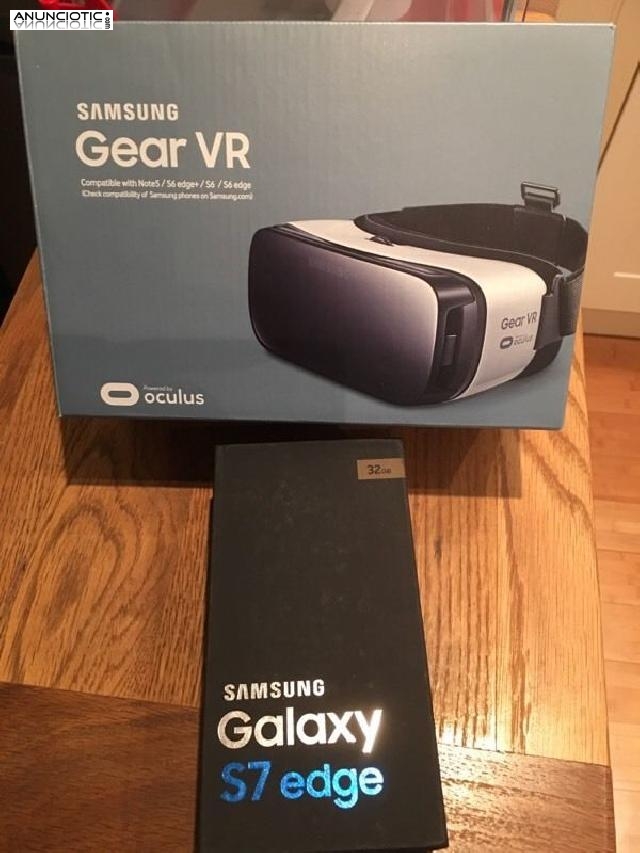  Samsung Galaxy S7 Edge with Gear VR in Box