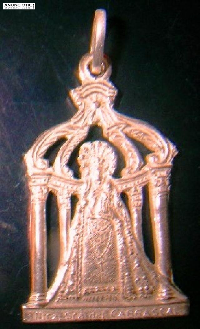 Medalla virgen del carrascal en oro y plata
