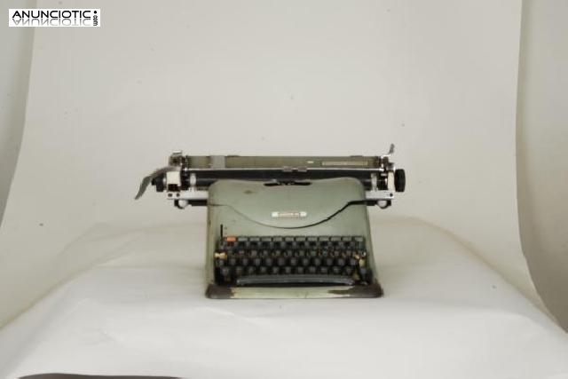 Colecci&oacute;n m&aacute;quinas de escribir antiguas