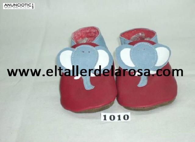 Patucos de beb&eacute; de piel