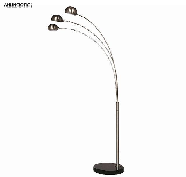 L&aacute;mpara de pie modelo silos