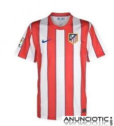 vender Manchester United, el AC Milan en la camisa 