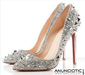 Hay mujeres hermosas que usan zapatos de tac&uml;&reg;n alto que venir a ver Oh! www.coachbolsos.co