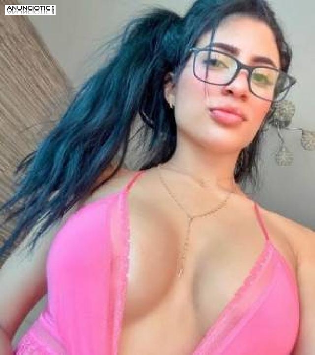 Soy una mujer morbosa,&iquest;Me follas ahora?