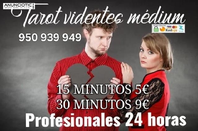 Tarotistas profesionales Espa&ntilde;oles 15 minutos 5 euros ,,