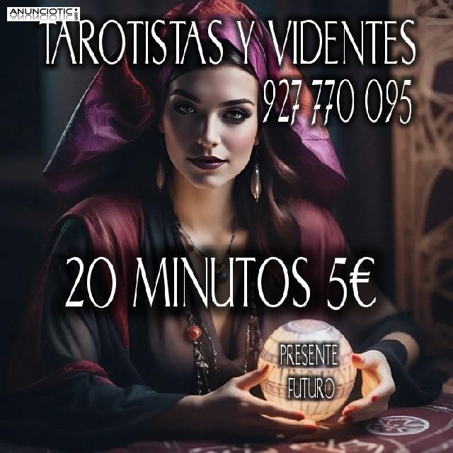 Servicio de tarot y videntes casi gratis ..,