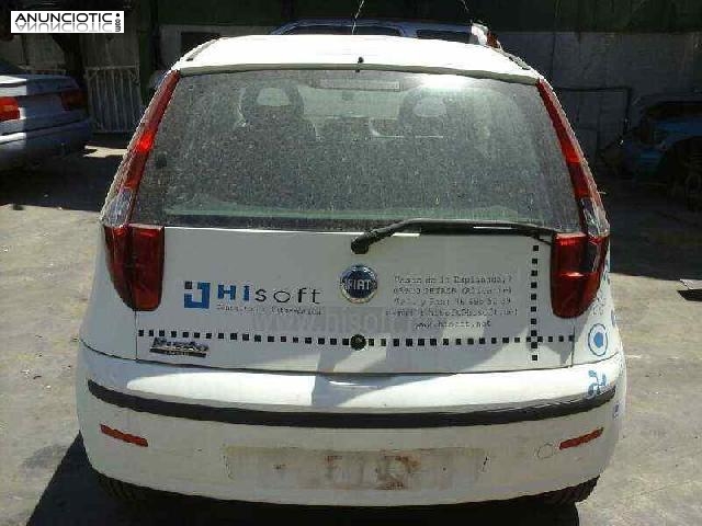 Faro der. de fiat - punto
