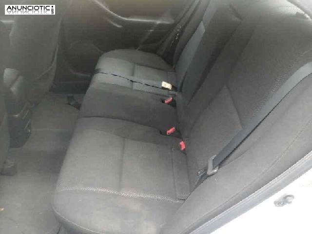 Despiece de toyota avensis berlina (t25)