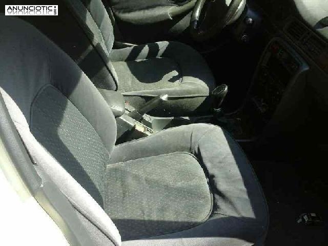 Faro der. de mg rover-(182486)