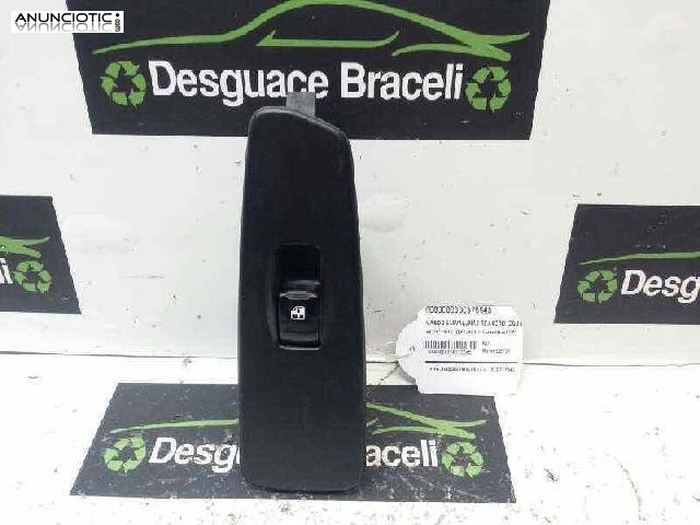 Mando elevalunas trasero izquierdo de