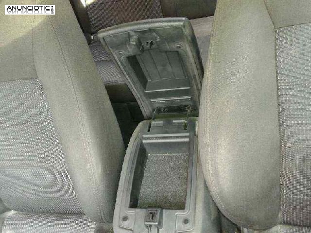 Apoyabrazos central de ford-410960