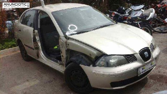 Puerta trasera izquierda de seat - 