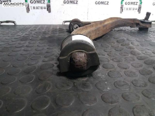 1136086 brazo chrysler voyager 3.3 se