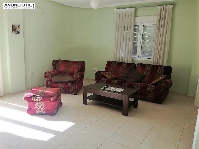 Piso 4 dormitorios  2 ba&ntilde;os centro Torrevieja