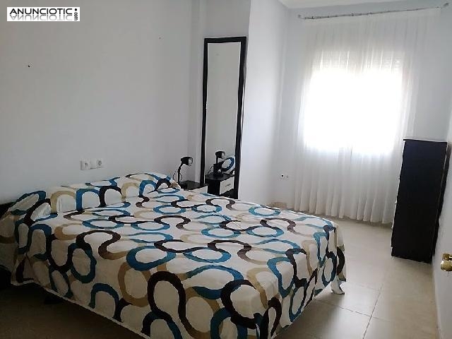 Piso 4 dormitorios  2 ba&ntilde;os centro Torrevieja