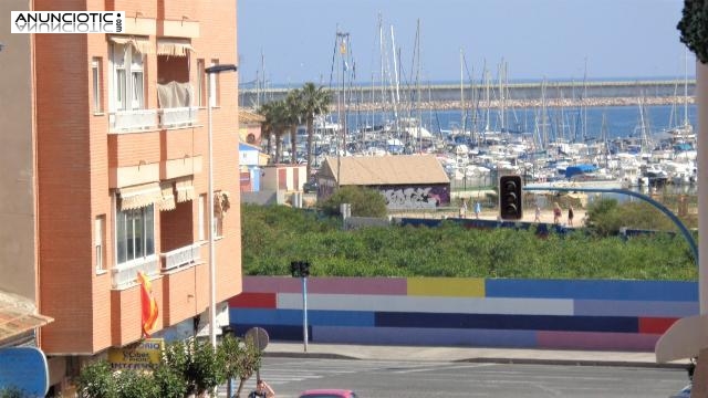 Apartamento a tan solo 100 metros de la Playa de Acequi&oacute;n, Torrevieja