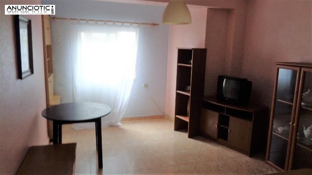 Apartamento a tan solo 100 metros de la Playa de Acequi&oacute;n, Torrevieja