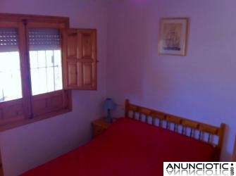 ZONA CERCANA GUARDAMAR DEL SEGURA BUNGALOW CON AJRDIN 32.000 EUROS�.URGE SU VENTA!!!!!
