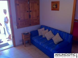 ZONA CERCANA GUARDAMAR DEL SEGURA BUNGALOW CON AJRDIN 32.000 EUROS�.URGE SU VENTA!!!!!