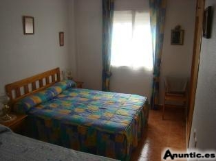 TORREVIEJA ,PISCINA,2 HABS 69.000 EUROS.TERRAZA AMPLIA�. 