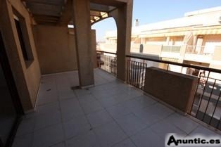 TORREVIEJA,CERCA PLAYA 3 HABS,2 BA&Ntilde;OS DUPLEX 69.000 EUROS. 