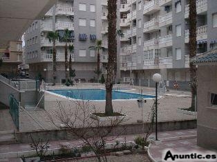 TORREVIEJA 2 HABS,PISCINA,59.000 EUROS.CERCA PLAYA 
