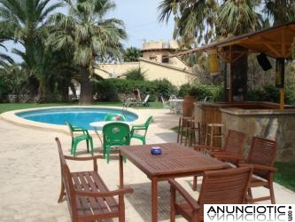 Denia (Alicante) Chalet con piscina 12 pers. 4 ba&ntilde;os. Oferta invierno