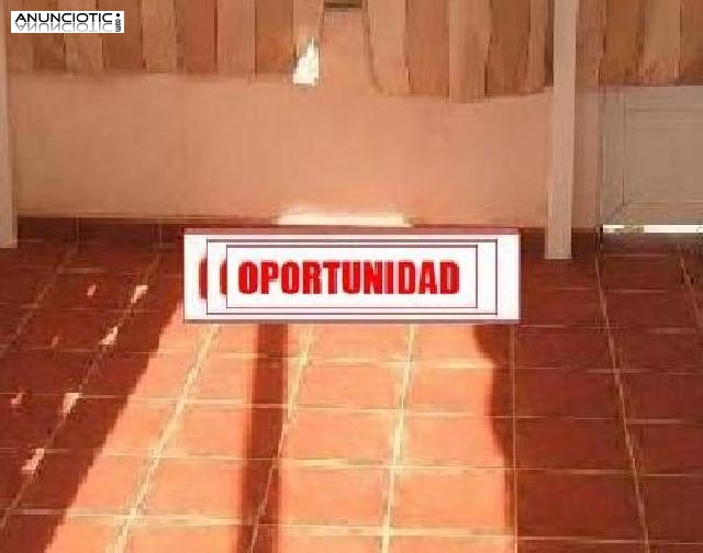 Adosado de 105 m en pueblo espan&ntilde;ol