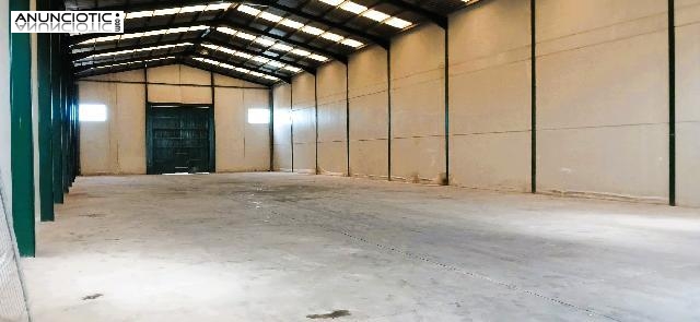 Alquiler nave industrial 1.000 m2 Los Palacios