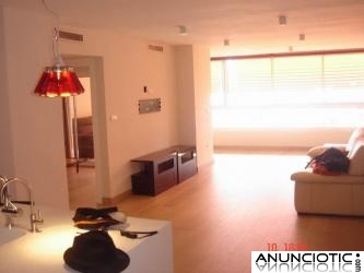 MAGNIFICO APARTAMENTO EN 1&ordf; LINEA (PLAYA DE PONIENTE)