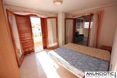 TORREVIEJA ATICO 2 HABS 45.000 E,ORIENTACION SUR�..