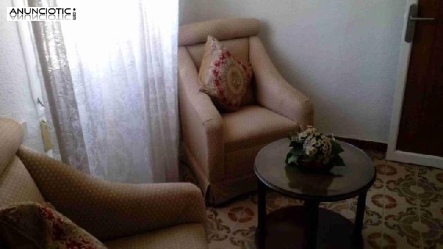 Se alquila magn&iacute;fica planta baja muy luminosa