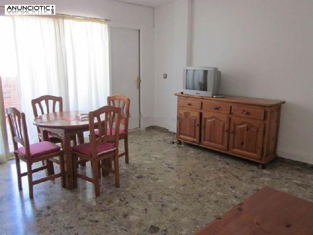 se alquila 5&ordm; piso con ascensor muy luminoso