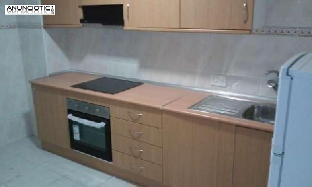 Se alquila piso en elche/elx