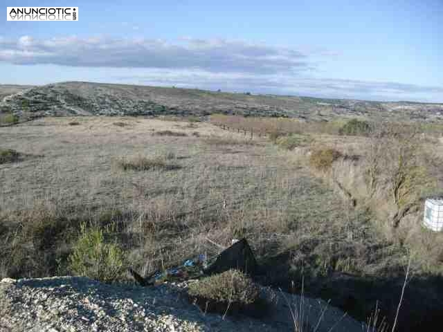 Se vende parcela r&uacute;stica en la zona de alfafara