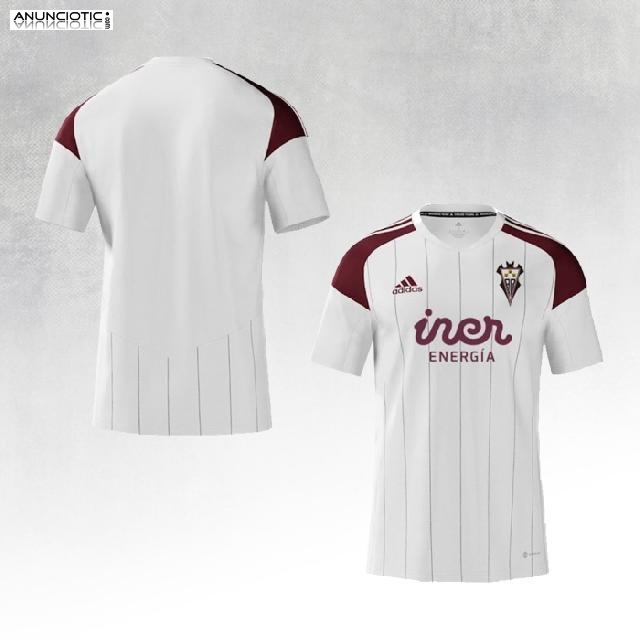 El estilo y la pasión se unen en la nueva camiseta del Albacete
