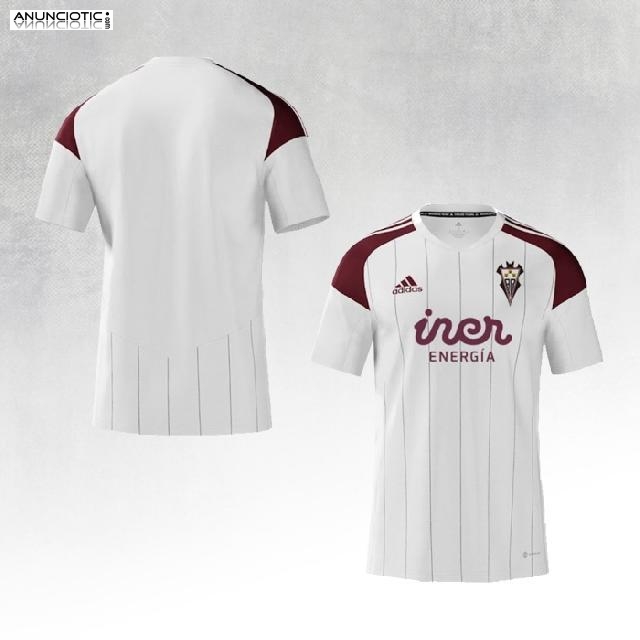 El estilo y la pasi&oacute;n se unen en la nueva camiseta del Albacete