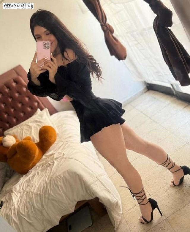 _ _ SOY UNA CHICA JOVEN MUY DOMINANTE _ _