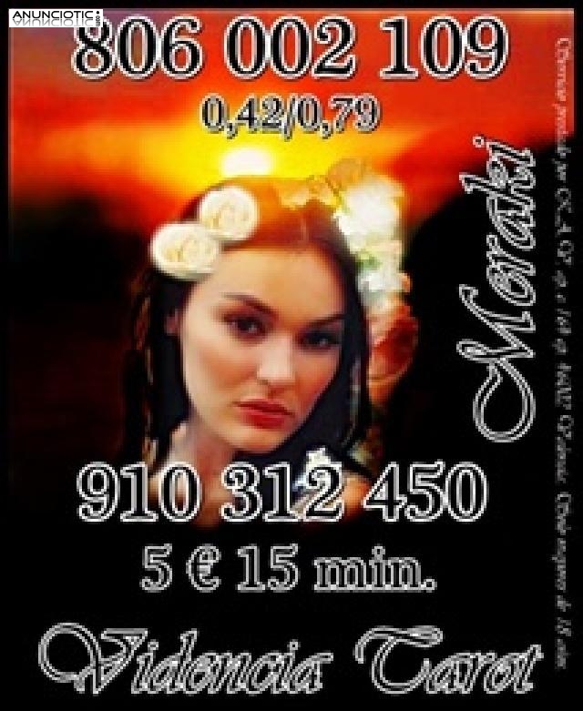 &iquest;Buscas Respuestas Fiables ? Expertas Tarotistas y Videntes 910 312 450 / 8