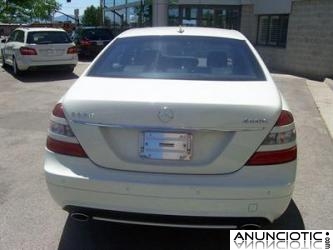 Mercedes-Benz S-Class S550 4MATIC Sedan a 3800�