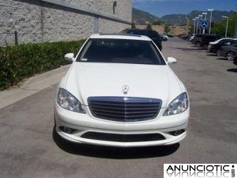 Mercedes-Benz S-Class S550 4MATIC Sedan a 3800�