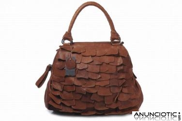 Ropa moda  ,bolsos :LV,GUCCI,PRADA etc.&pound;&ordm; www.bolsos-marca.com  