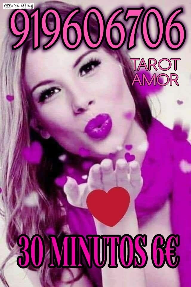 Tarot, videntes y m&eacute;dium 30 minutos 6 euros 