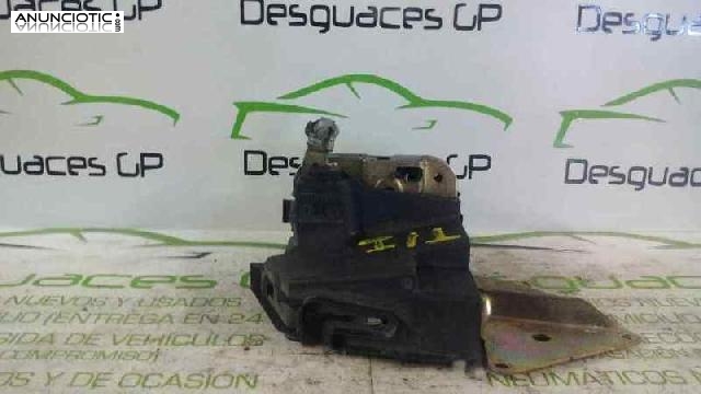 Cerradura puerta tra. izq. de mitsubishi 