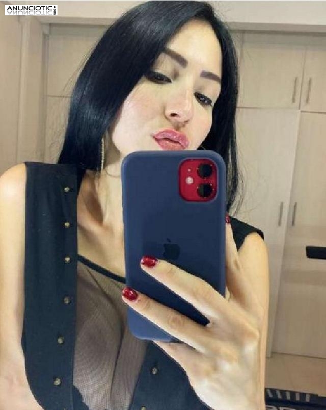 Buscas conversaciones calientes y guarras con una t&iacute;a de verdad?