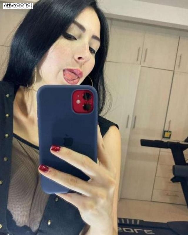 Buscas conversaciones calientes y guarras con una t&iacute;a de verdad?