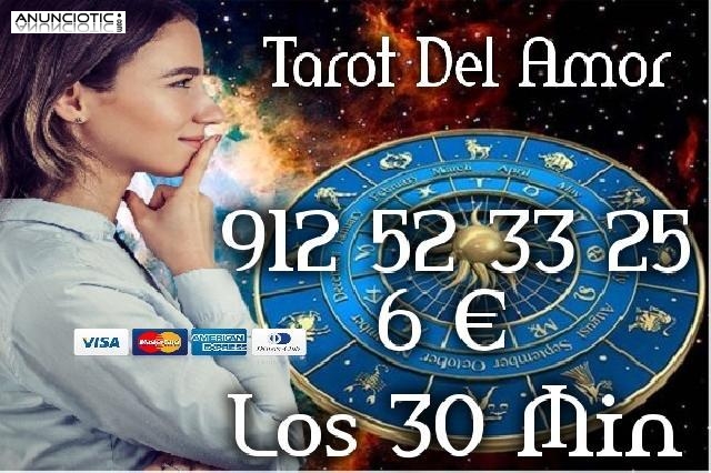 Descubre Tu Futuro A Trav&eacute;s del Tarot