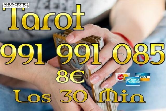 Descubre Tu Futuro A Trav&eacute;s del Tarot