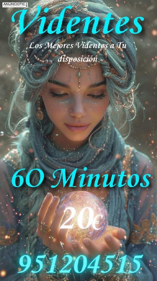 Lectura de cartas de tarot videntes en l&iacute;nea