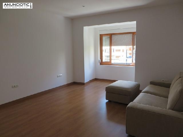 Se alquila reci&eacute;n reformado centro ibiza